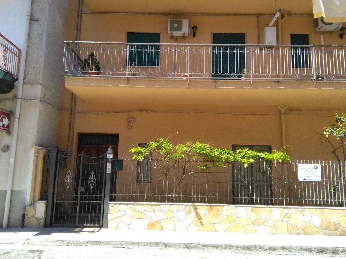Arena Bed and Breakfast Μπαγκερία Εξωτερικό φωτογραφία